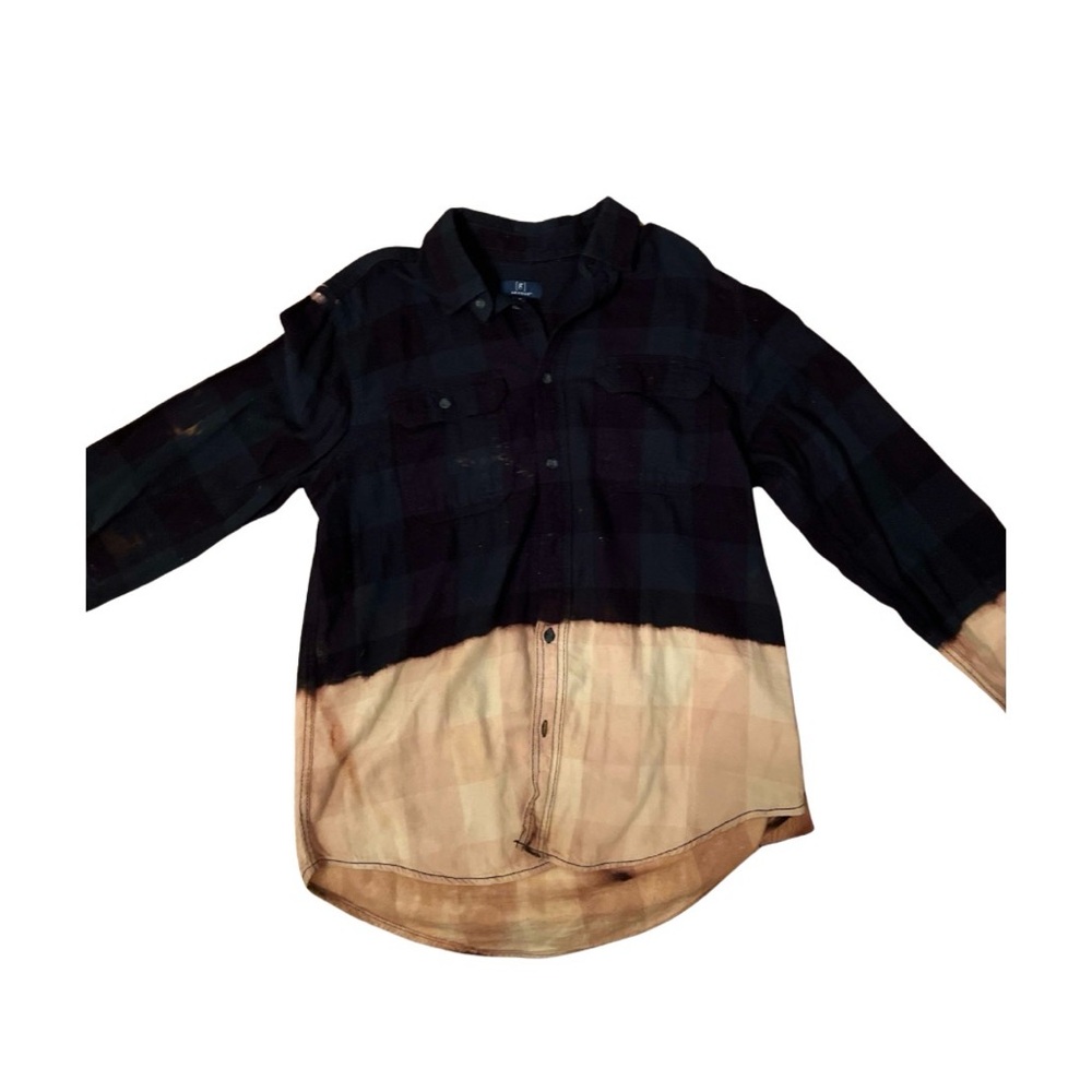 Women's Black and Tan Ombre Button Down Shirt